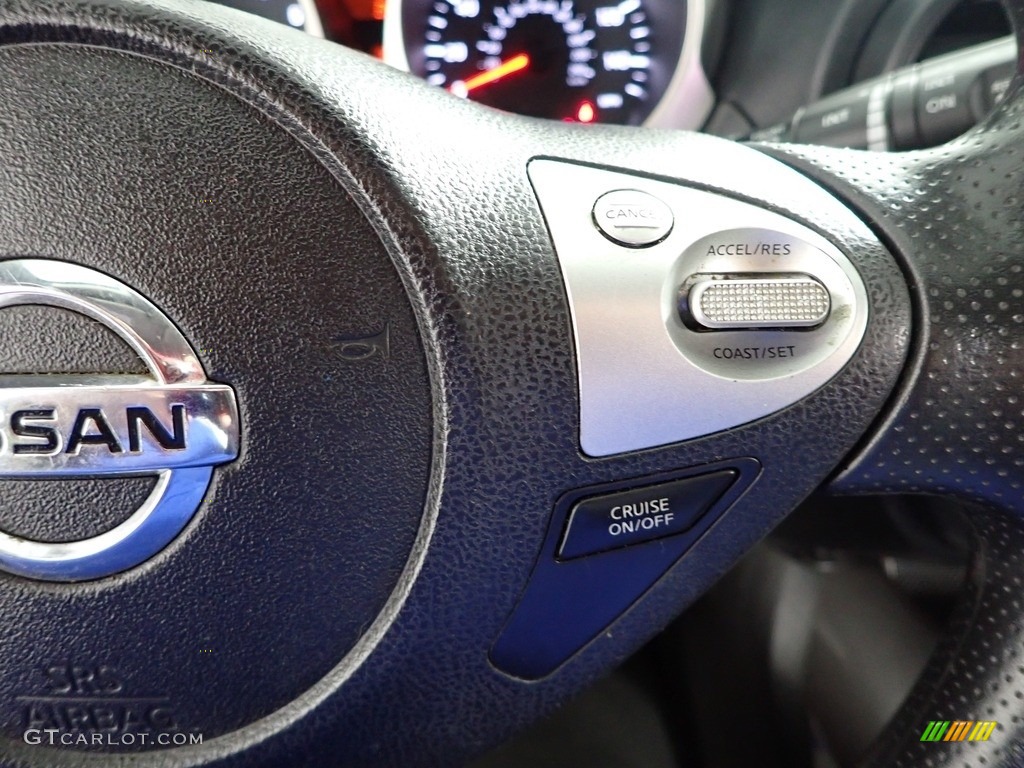2016 Juke SV - Bordeaux Black / Black/Silver photo #17