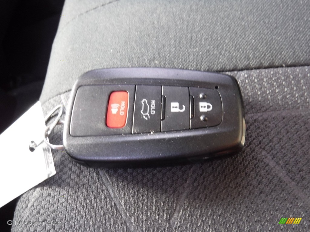 2020 Toyota RAV4 XLE AWD Hybrid Keys Photo #145382104