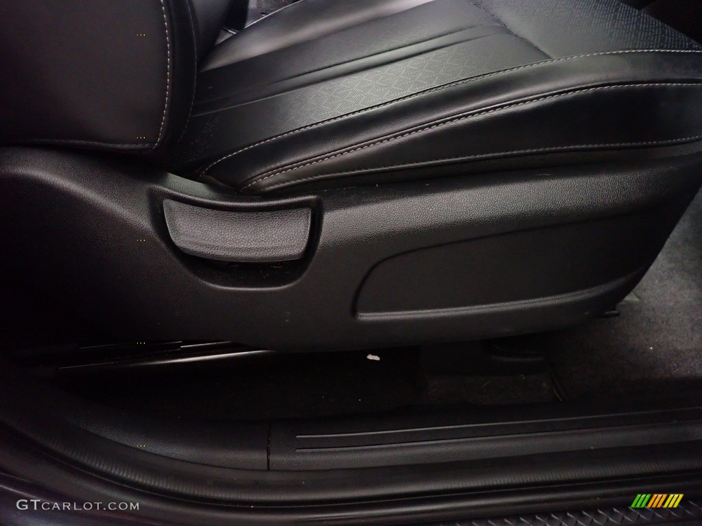 2021 Kia Sorento S Hybrid Front Seat Photos