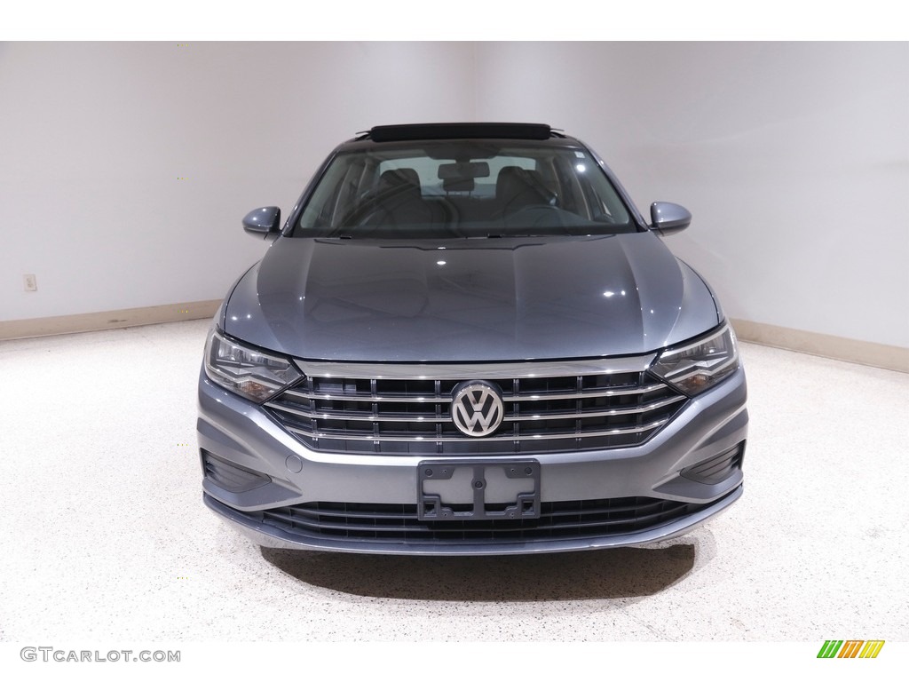 2019 Jetta SE - Platinum Gray Metallic / Titan Black photo #2