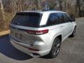 Silver Zynith - Grand Cherokee Overland 4x4 Photo No. 6