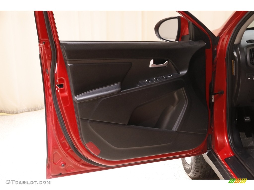 2012 Sportage LX AWD - Signal Red / Black photo #4