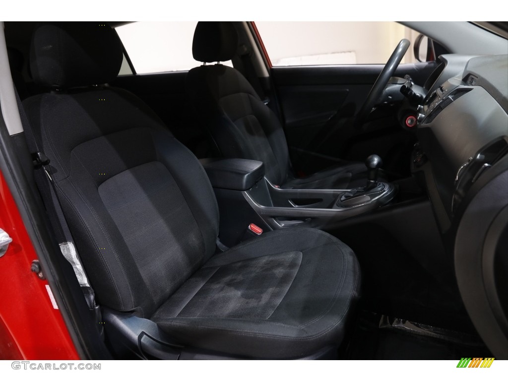 2012 Sportage LX AWD - Signal Red / Black photo #14