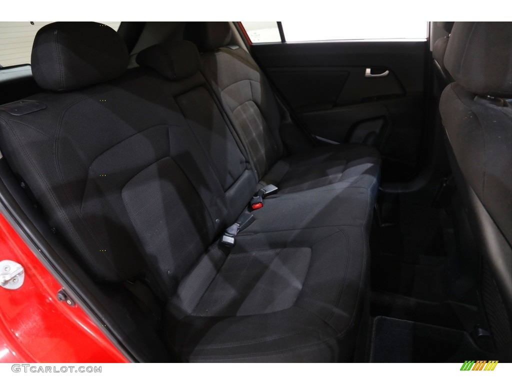 2012 Sportage LX AWD - Signal Red / Black photo #15