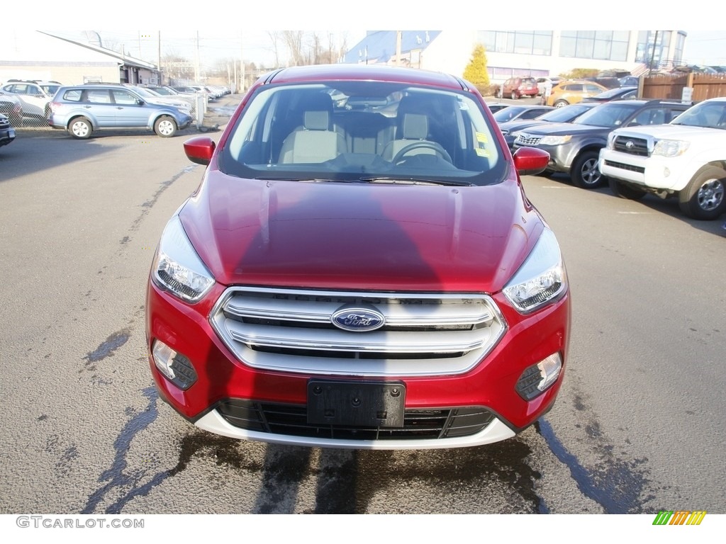 2019 Escape SE 4WD - Ruby Red / Chromite Gray/Charcoal Black photo #2