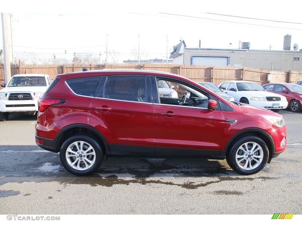 2019 Escape SE 4WD - Ruby Red / Chromite Gray/Charcoal Black photo #4