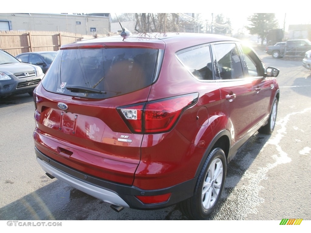 2019 Escape SE 4WD - Ruby Red / Chromite Gray/Charcoal Black photo #5