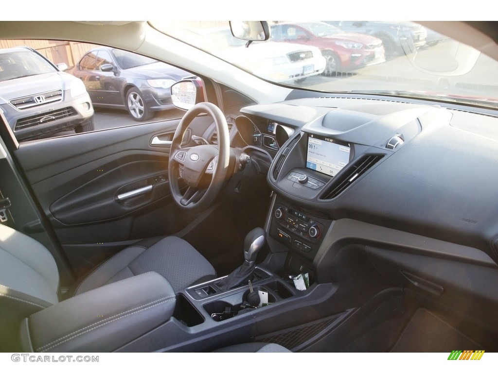 2019 Escape SE 4WD - Ruby Red / Chromite Gray/Charcoal Black photo #15