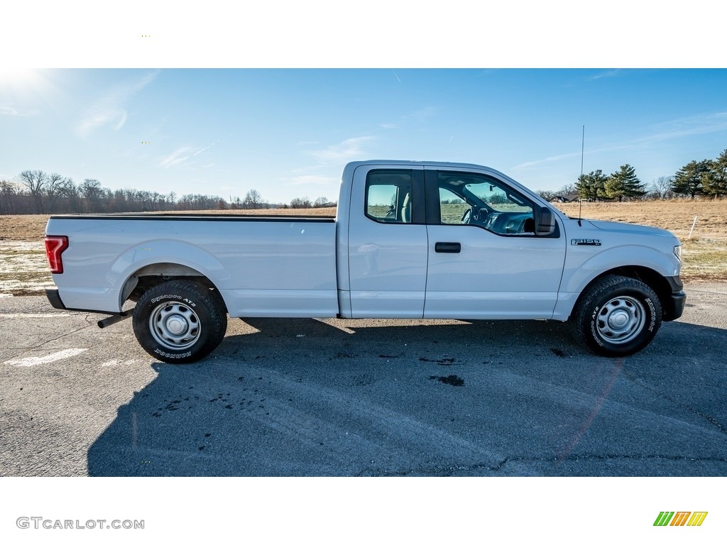 2016 F150 XLT SuperCab - Oxford White / Medium Earth Gray photo #3