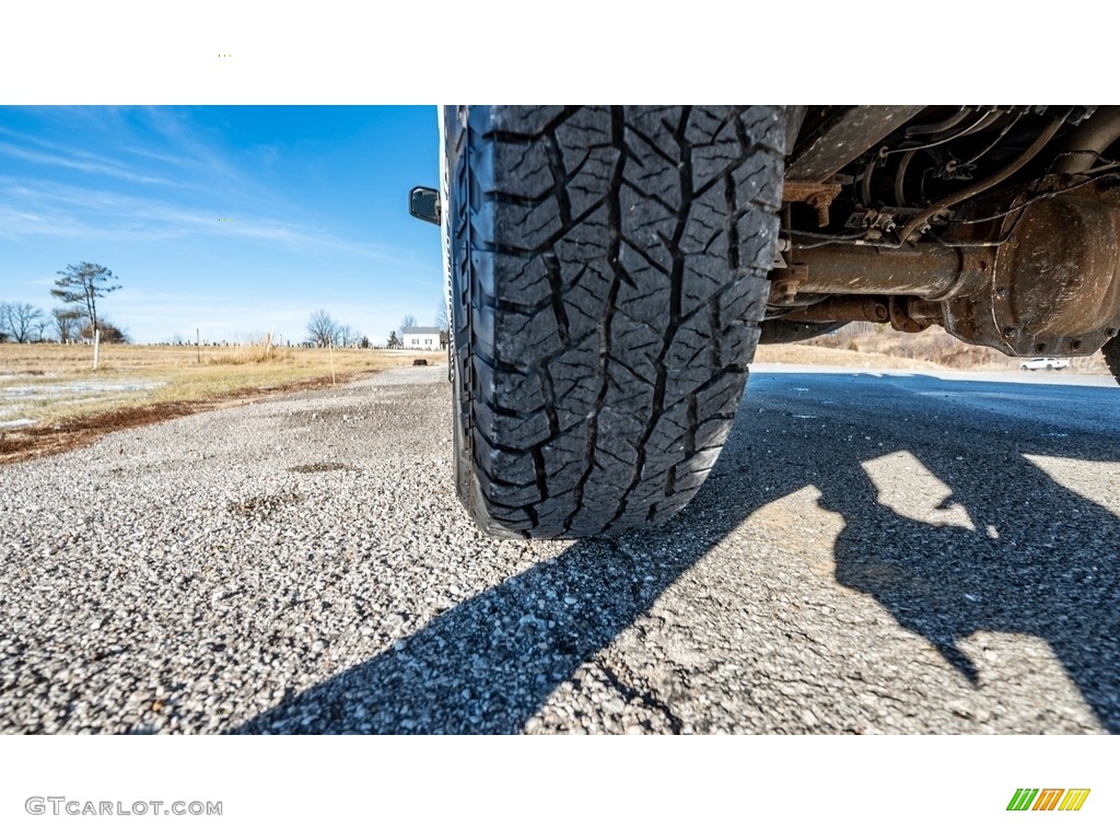 2016 F150 XLT SuperCab - Oxford White / Medium Earth Gray photo #14