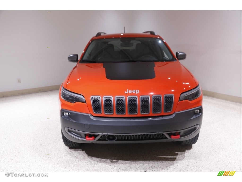 2021 Cherokee Traihawk 4x4 - Spitfire Orange / Black photo #2