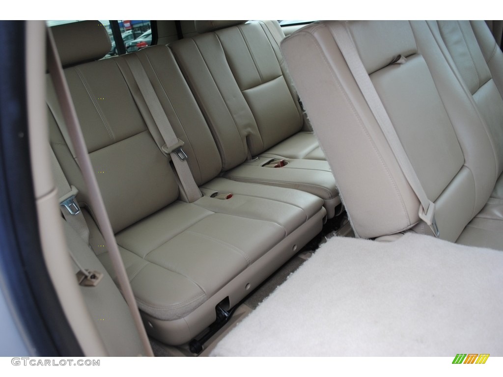 2014 GMC Yukon XL SLT Rear Seat Photo #145393590