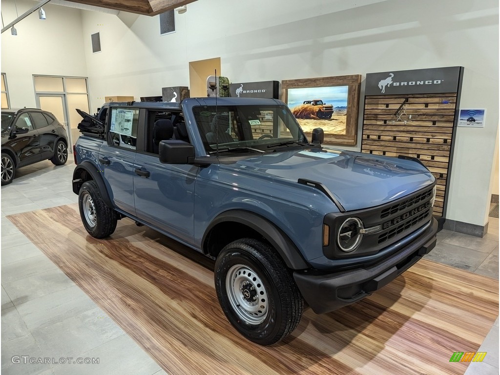 2023 Ford Bronco Base 4X4 4-Door Exterior Photos