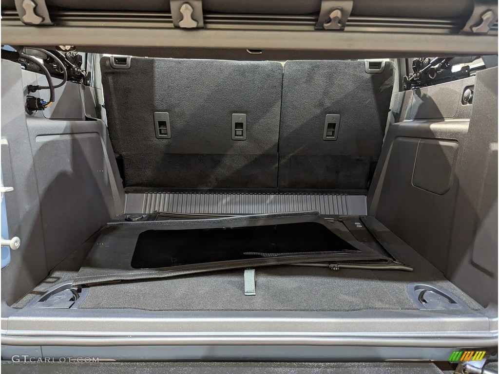 2023 Ford Bronco Base 4X4 4-Door Trunk Photos