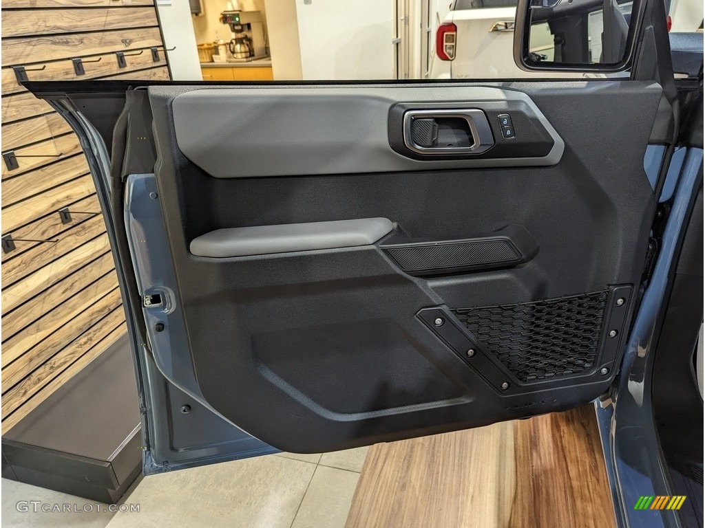 2023 Ford Bronco Base 4X4 4-Door Door Panel Photos