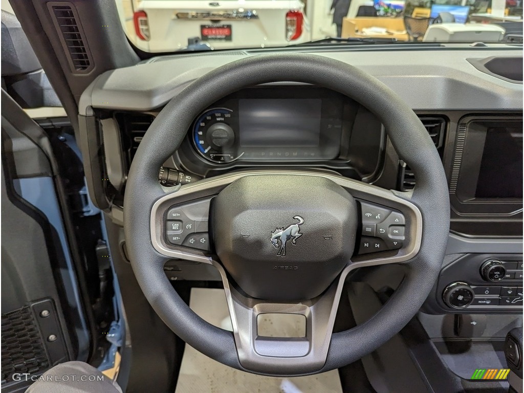 2023 Ford Bronco Base 4X4 4-Door Steering Wheel Photos