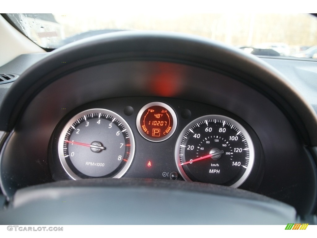 2011 Sentra 2.0 SR - Brilliant Silver Metallic / Charcoal photo #17