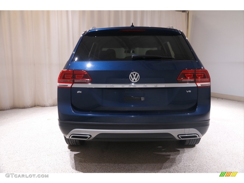 2018 Volkswagen Atlas SE Exhaust Photos