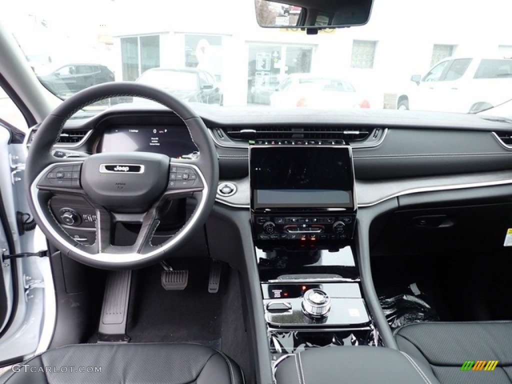 2023 Jeep Grand Cherokee L Limited 4x4 Global Black Dashboard Photo #145396996