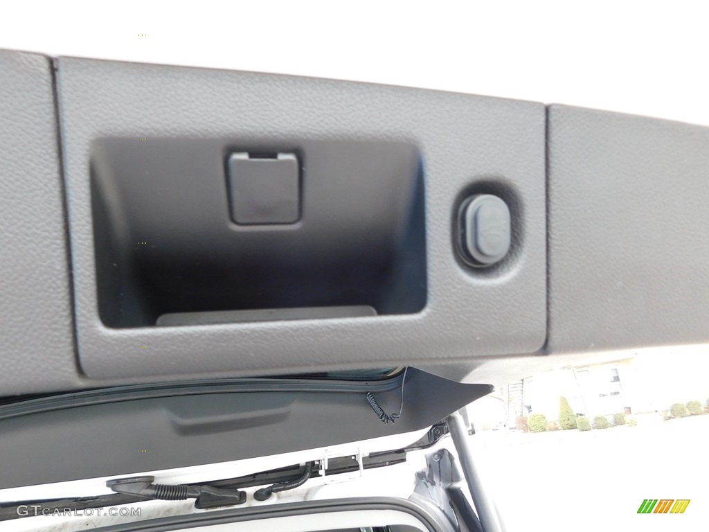 2020 Tahoe LT 4WD - Summit White / Dark Ash/Jet Black photo #46