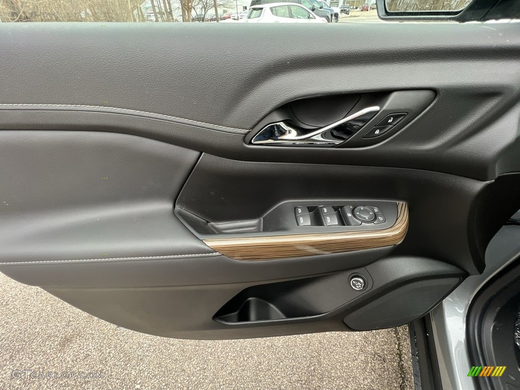 2023 GMC Acadia SLE AWD Door Panel Photos