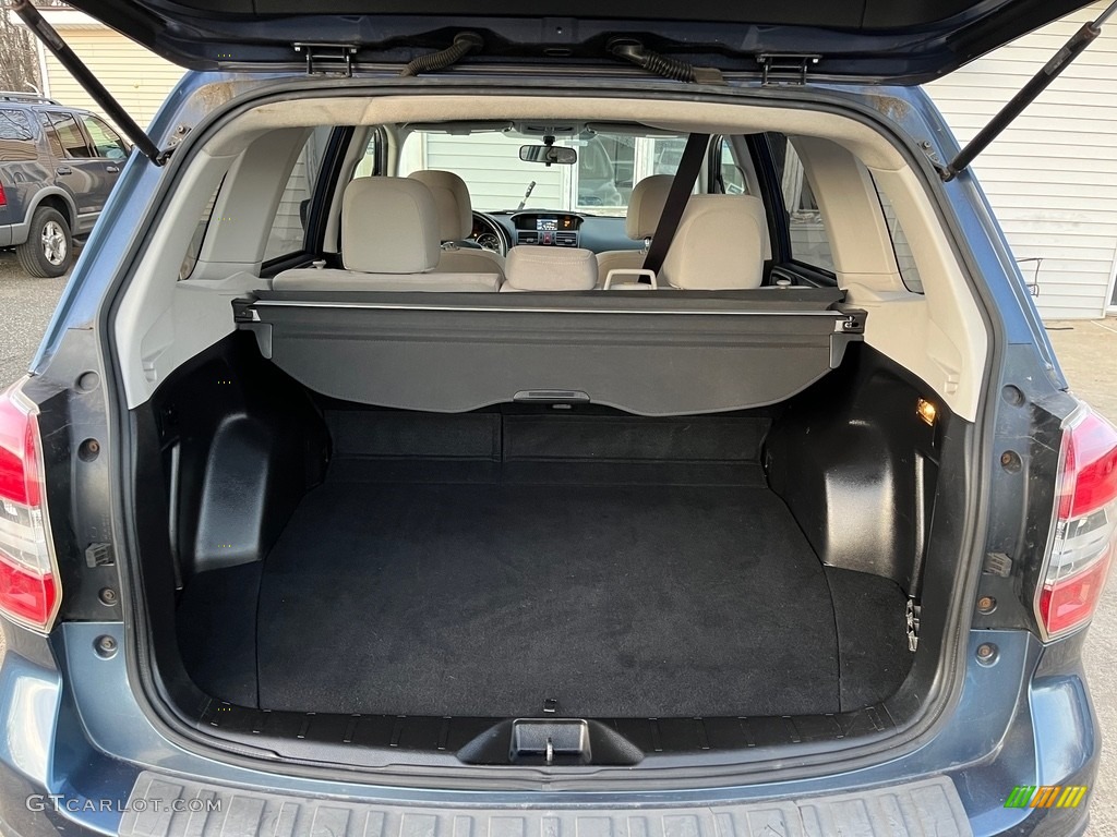 2014 Forester 2.5i Premium - Marine Blue Pearl / Platinum photo #15
