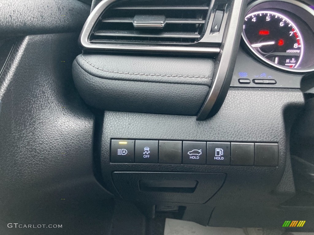 2021 Toyota Camry LE AWD Controls Photo #145402039