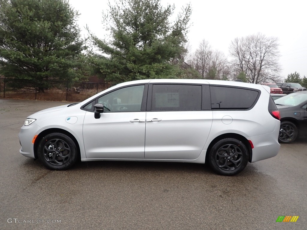 Silver Mist 2023 Chrysler Pacifica Hybrid Limited Exterior Photo #145403379