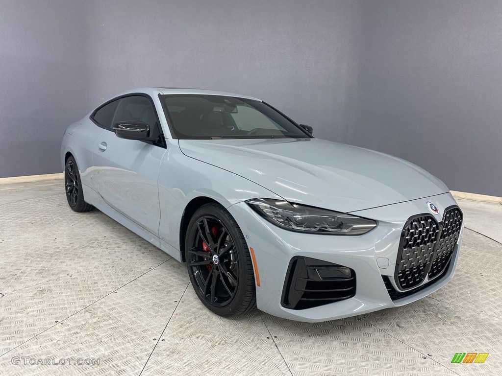 2023 BMW 4 Series M440i Coupe Exterior Photos