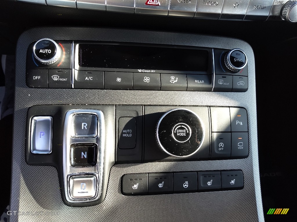 2022 Hyundai Palisade Calligraphy Controls Photos