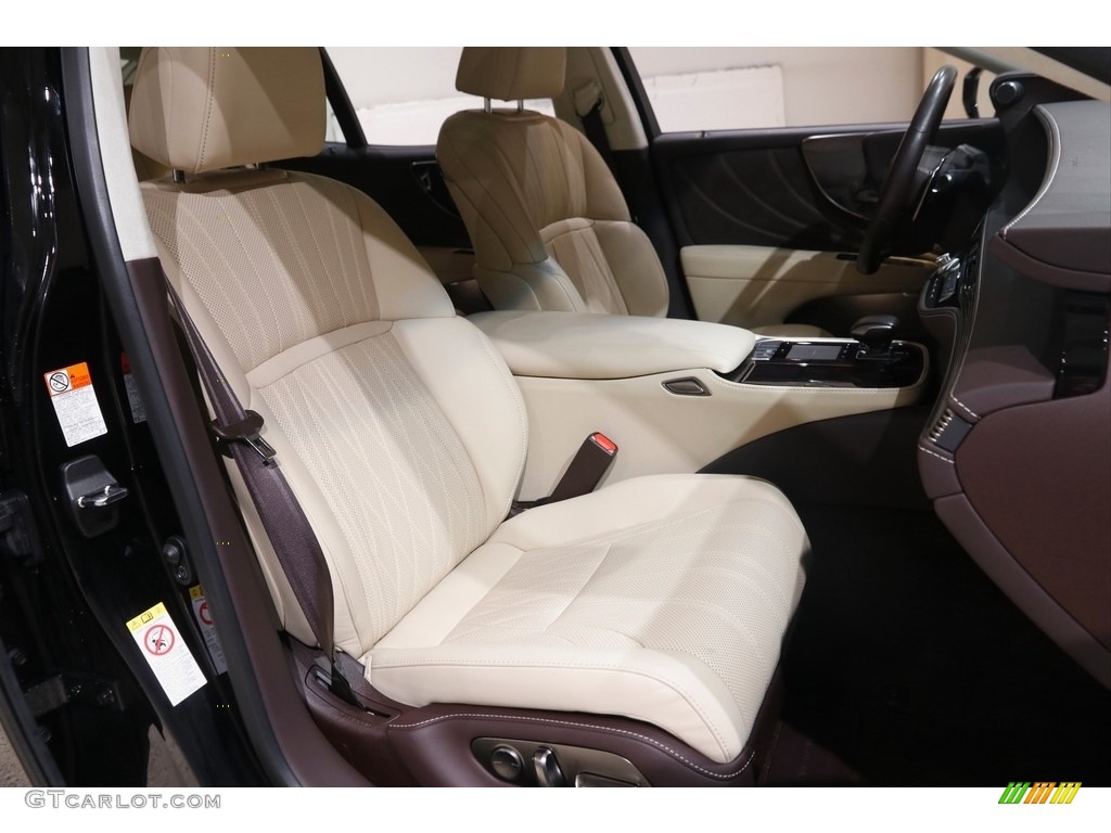 2019 Lexus LS 500 AWD Front Seat Photos