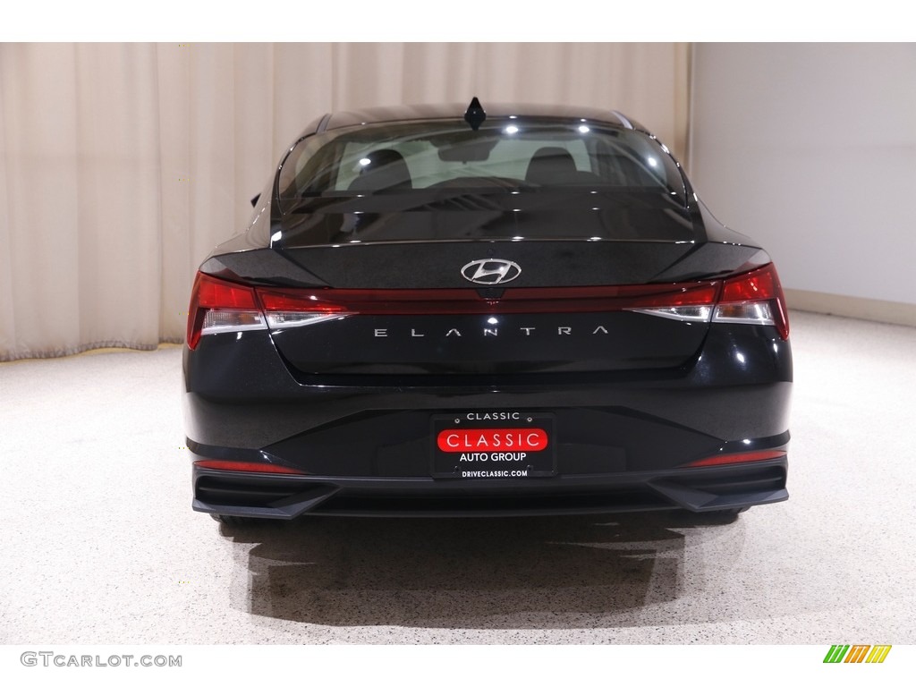 2021 Elantra SEL - Phantom Black / Black photo #17