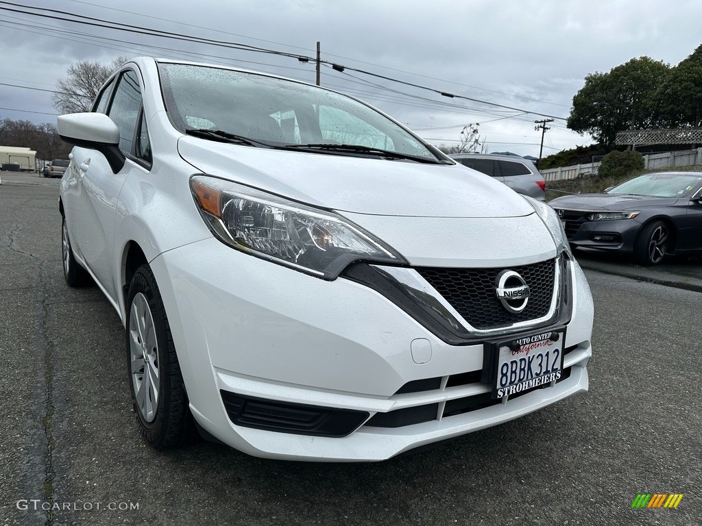 Fresh Powder White 2018 Nissan Versa Note SV Exterior Photo #145406160