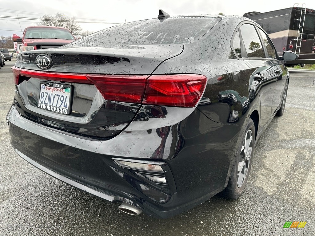 2019 Forte LXS - Aurora Black Pearl / Black photo #6