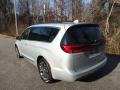 2022 Silver Mist Chrysler Pacifica Limited AWD  photo #8