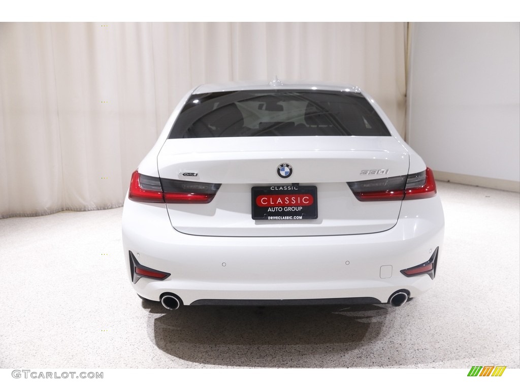 2021 3 Series 330i xDrive Sedan - Alpine White / Black photo #23