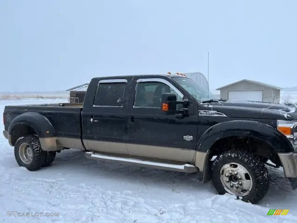 2011 F450 Super Duty King Ranch Crew Cab 4x4 Dually - Black / Chapparal Leather photo #2