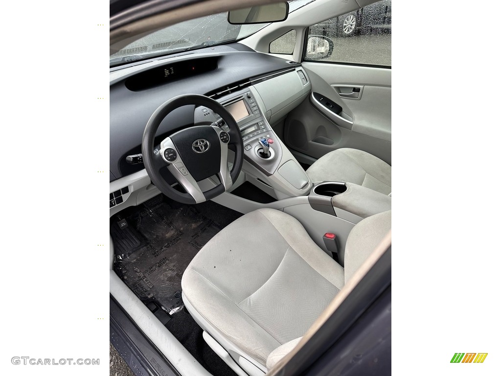 2014 Prius Five Hybrid - Winter Gray Metallic / Misty Gray photo #12