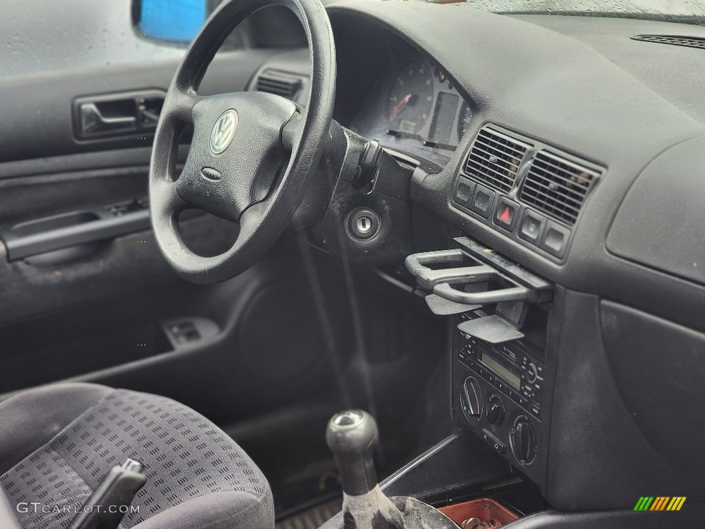 2001 Volkswagen Golf GLS 4 Door Engine Photos