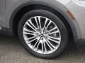 2016 Lincoln MKX Reserve AWD Wheel and Tire Photo