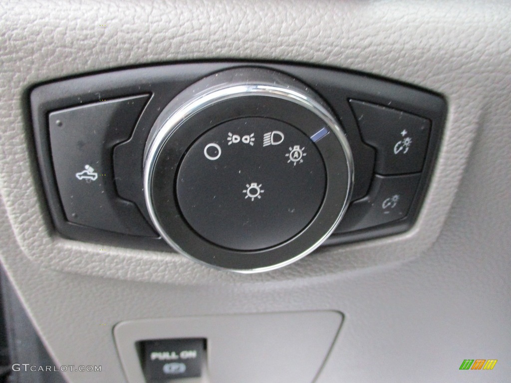 2016 F150 XL Regular Cab - Green Gem / Medium Earth Gray photo #9
