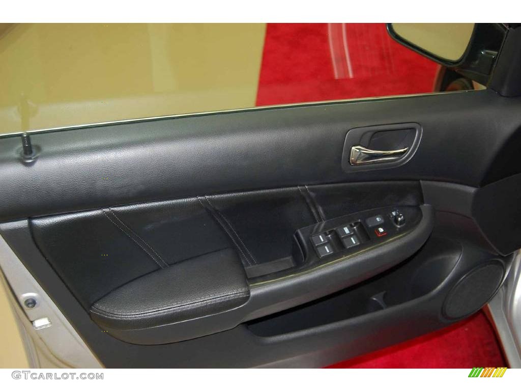 2006 Accord EX-L V6 Sedan - Alabaster Silver Metallic / Black photo #16