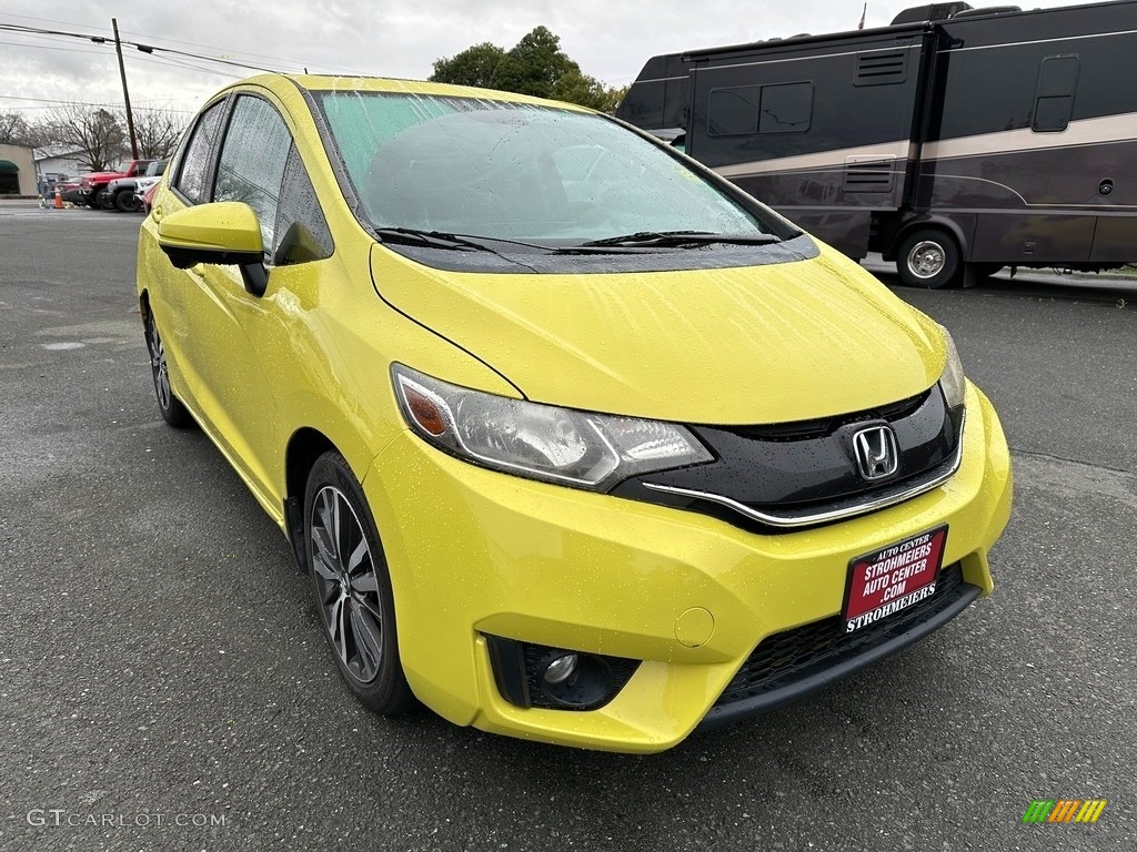 Mystic Yellow Pearl Honda Fit