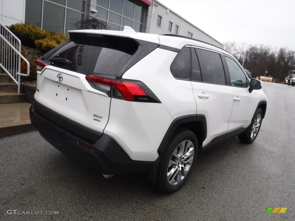 2021 RAV4 XLE Premium AWD - Blizzard White Pearl / Light Gray photo #16