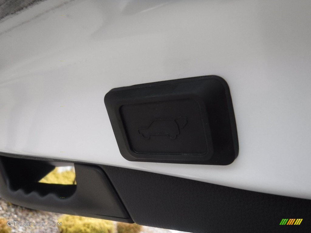 2021 RAV4 XLE Premium AWD - Blizzard White Pearl / Light Gray photo #31