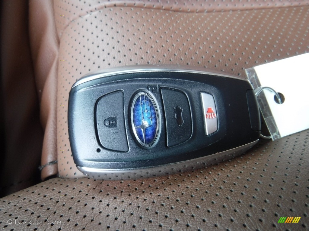 2021 Subaru Outback 2.5i Touring Keys Photos