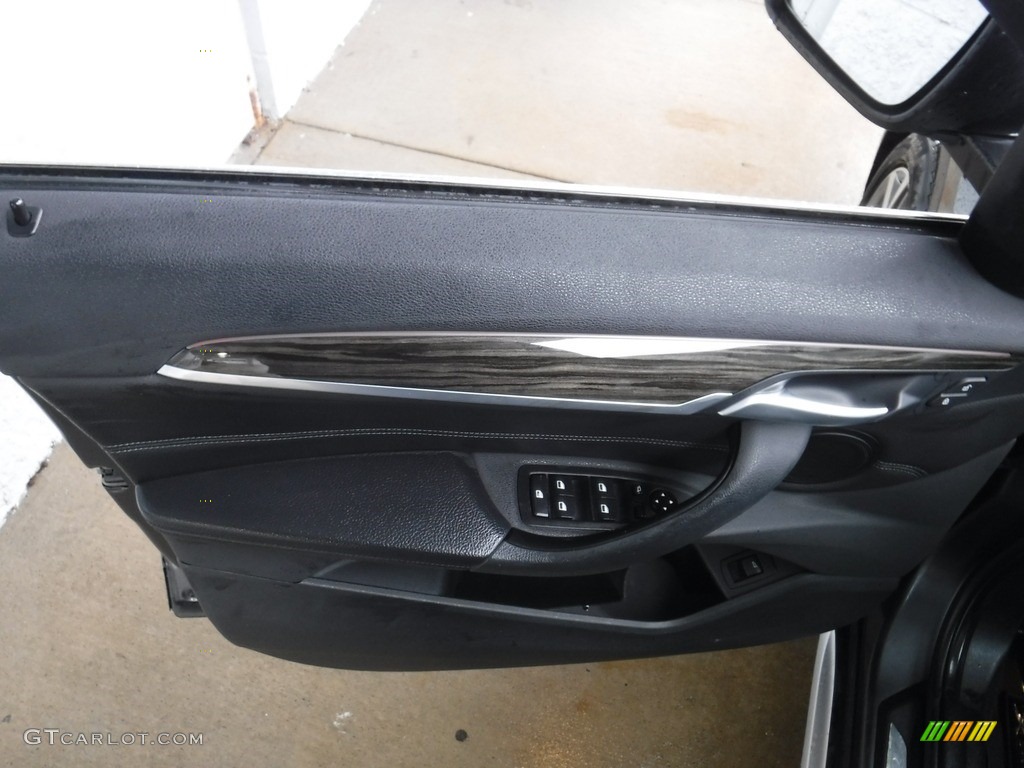 2017 X1 xDrive28i - Mineral Grey Metallic / Black photo #14