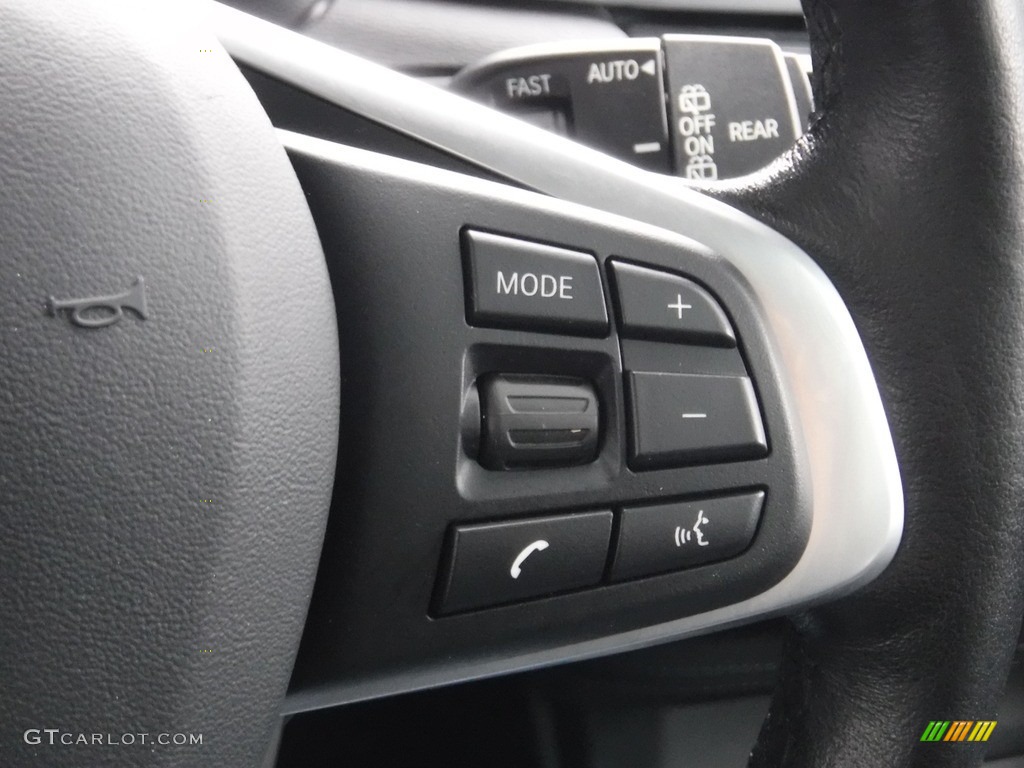 2017 X1 xDrive28i - Mineral Grey Metallic / Black photo #25