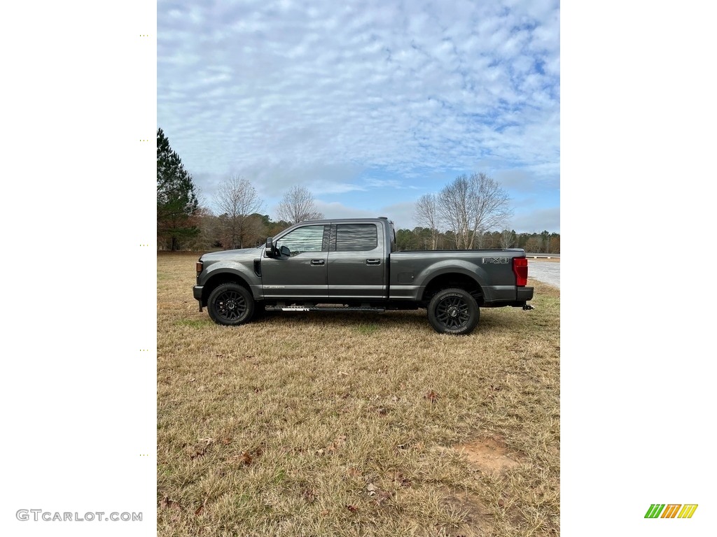 Magnetic Ford F350 Super Duty