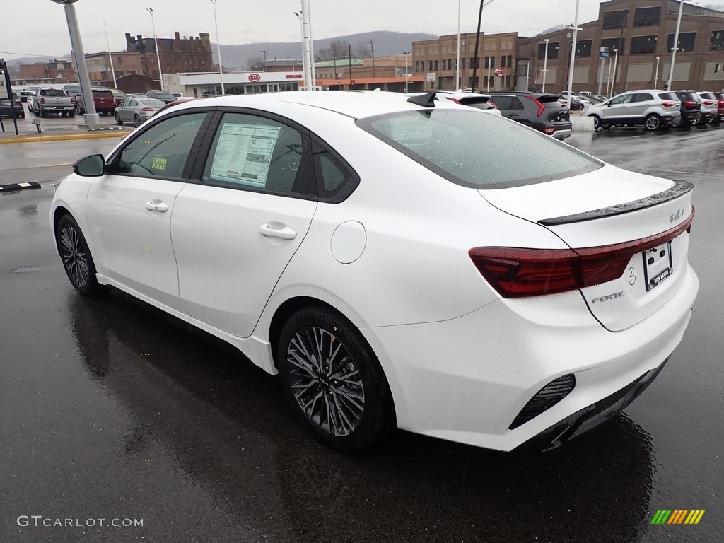 2023 Forte GT-Line - Snow White Pearl / Black photo #6
